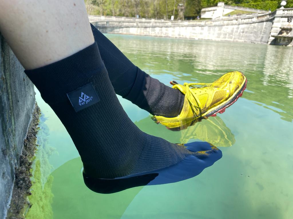 Faut-il acheter des chaussettes waterproof pour courir en hiver ? - u-Trail